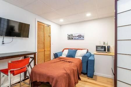 Cozy Private Apt Near Downtown Burlington Buitenkant foto